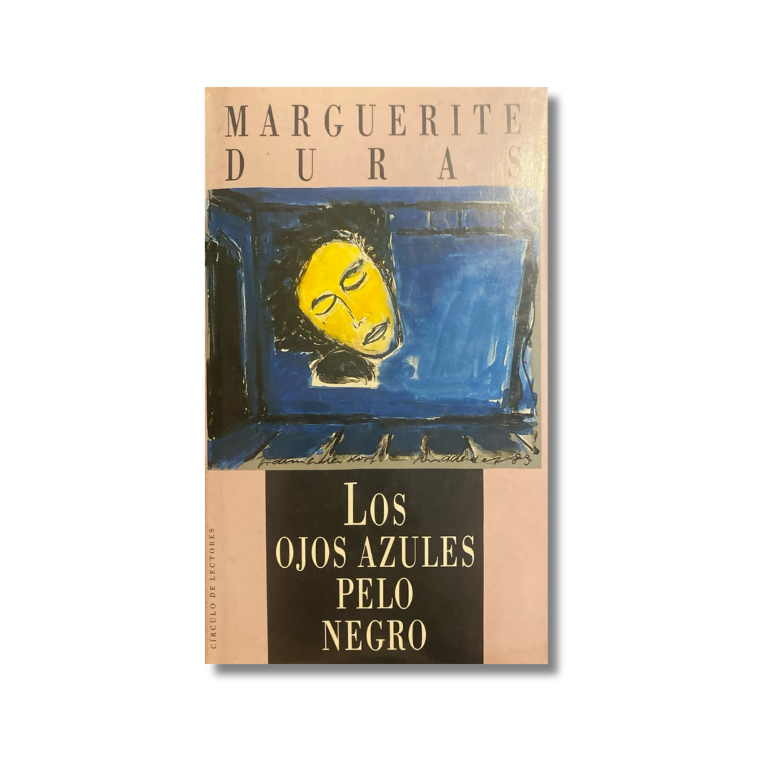 Los ojos azules pelo negro